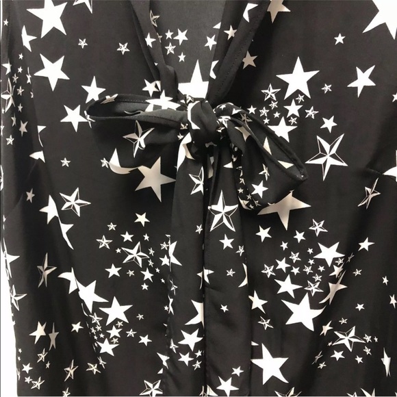⭐️ Sleeveless Star 🌌 ⭐️ Blouse with Bow - Picture 5 of 7
